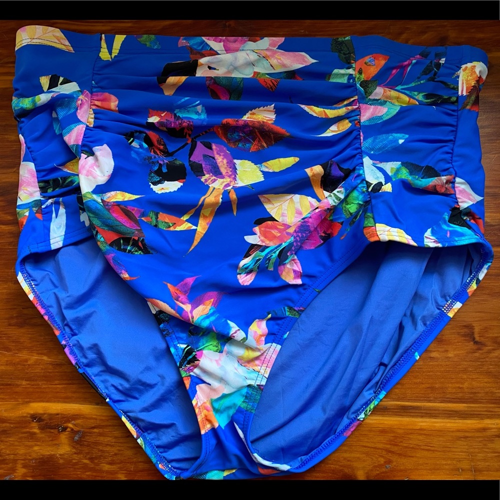 La Blanca high waist swim bottom- gently pre loved